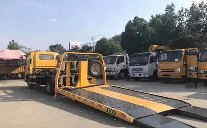 灯塔汽车中途维修案例